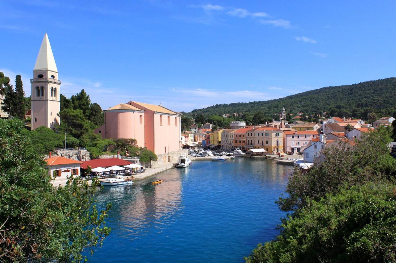 Apartments With A Parking Space Veli Losinj, Losinj - 8029 エクステリア 写真